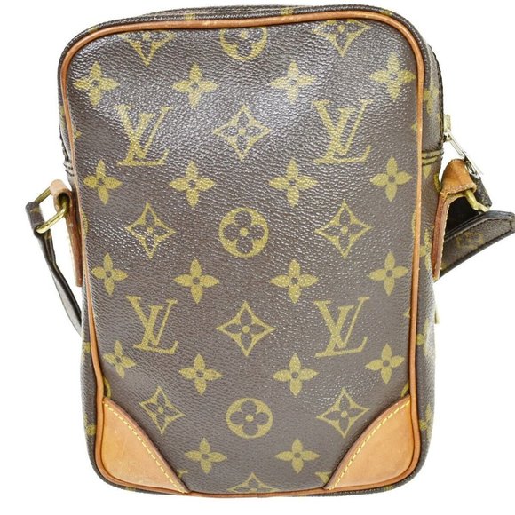 LOUIS VUITTON Amazon Crossbody Shoulder Bag - Picture 2 of 16